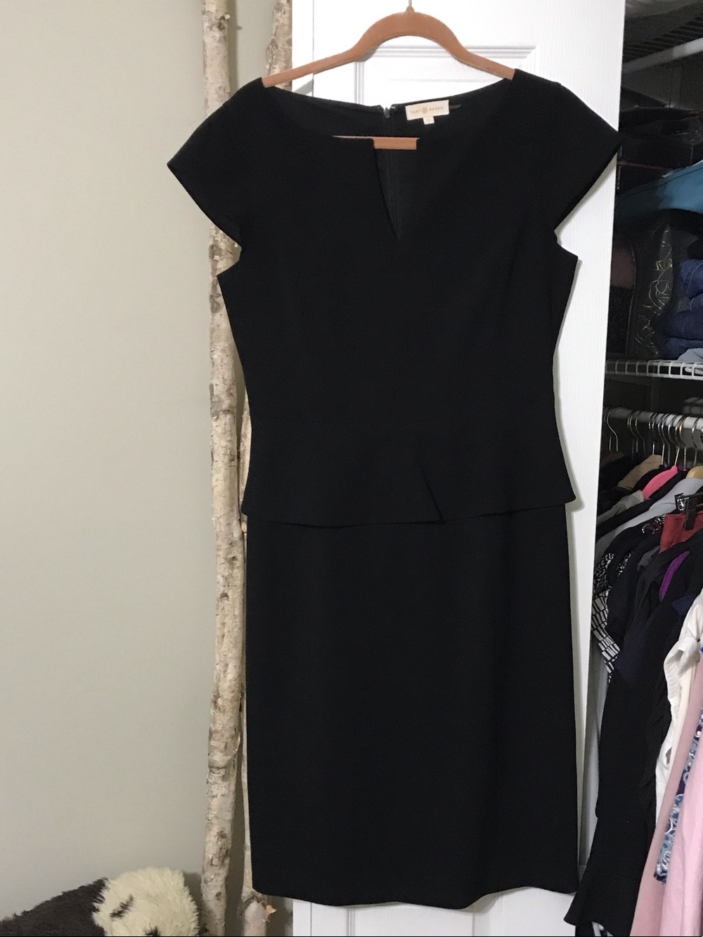 Tory Burch Black Cap-Sleeve Midi Sheath Dress